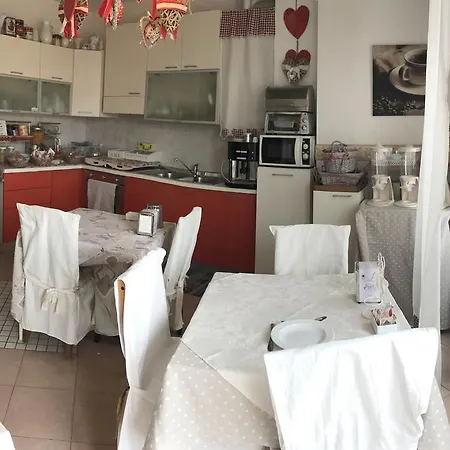 Bed & Breakfast Business And Fun G B Rossi Friendly