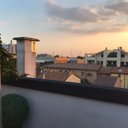 Business And Fun G B Rossi Friendly Bed & Breakfast 2*
